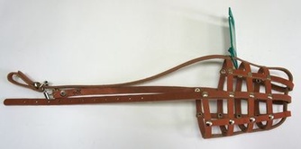 Намордник кожаный для собак АРКОН коньячный (28 см)